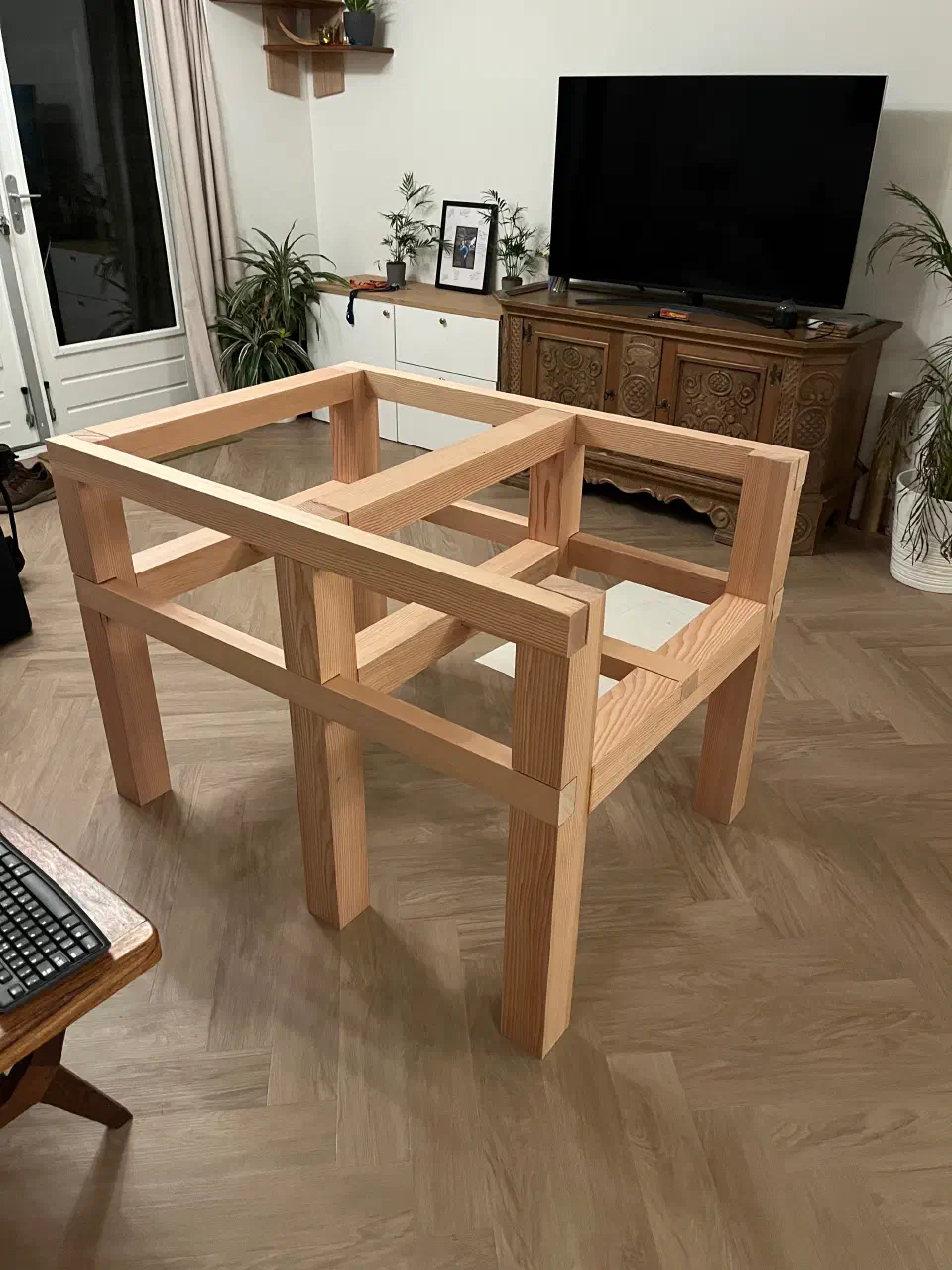 Workbench frame, dry-fitted